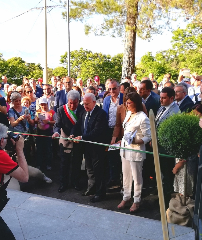 De Luca inaugurazione Life for Life