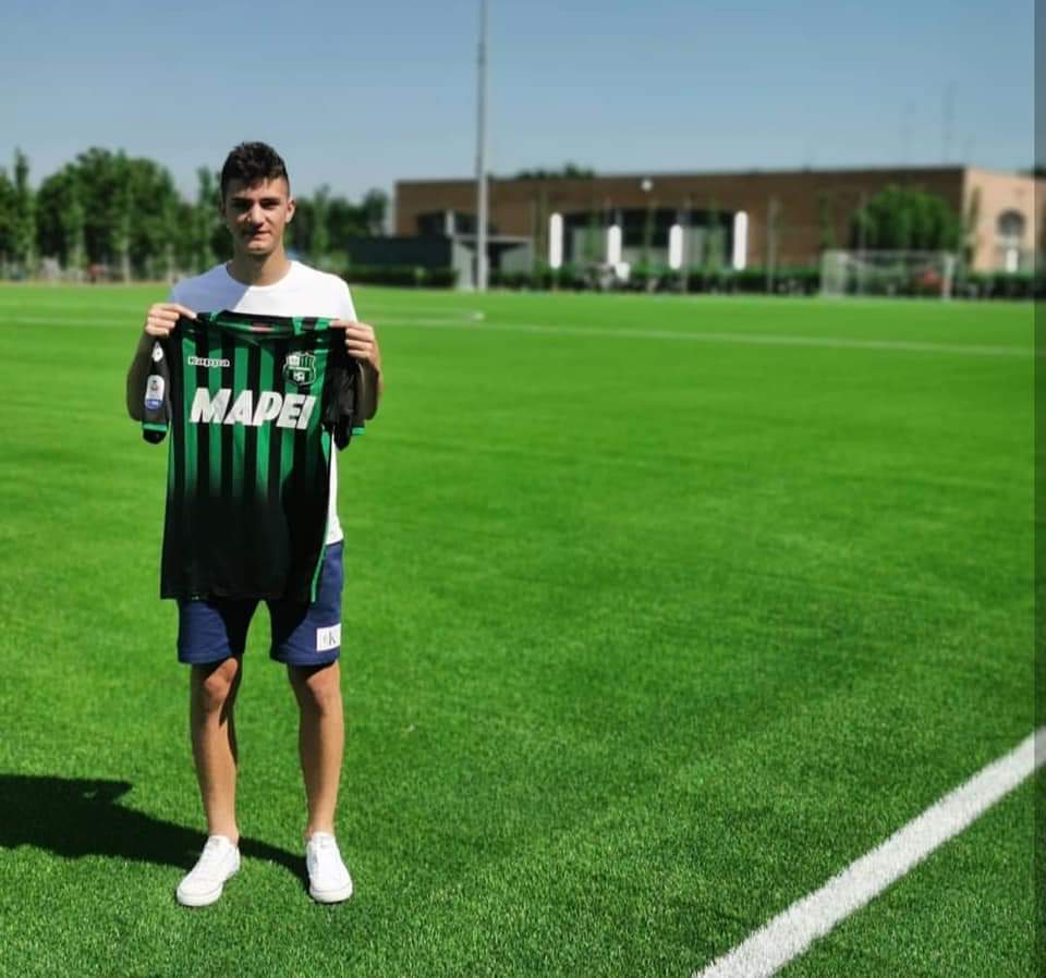 Antonio Gasparro-nel Campo sportivo del Sassuolo