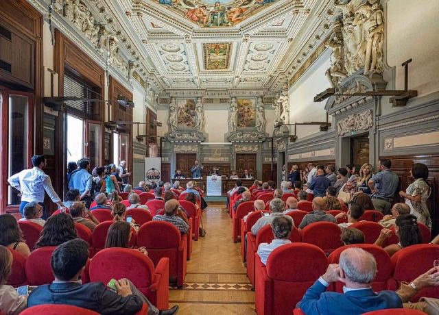 Salerno-Forum-autonomia-pubblico1