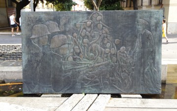  Bassorilievo in bronzo di A. Vocca
