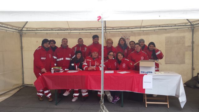 Giornata mondiale del Rene-Eboli 2015-staff Croce Rossa-volintari