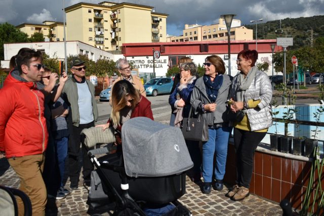 Battipaglia Nostra-Messa a dimora 12 lecci1