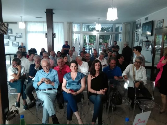 Generazioni a confronto-Convegno Eboli--Hotel Grazia-pubblico-2