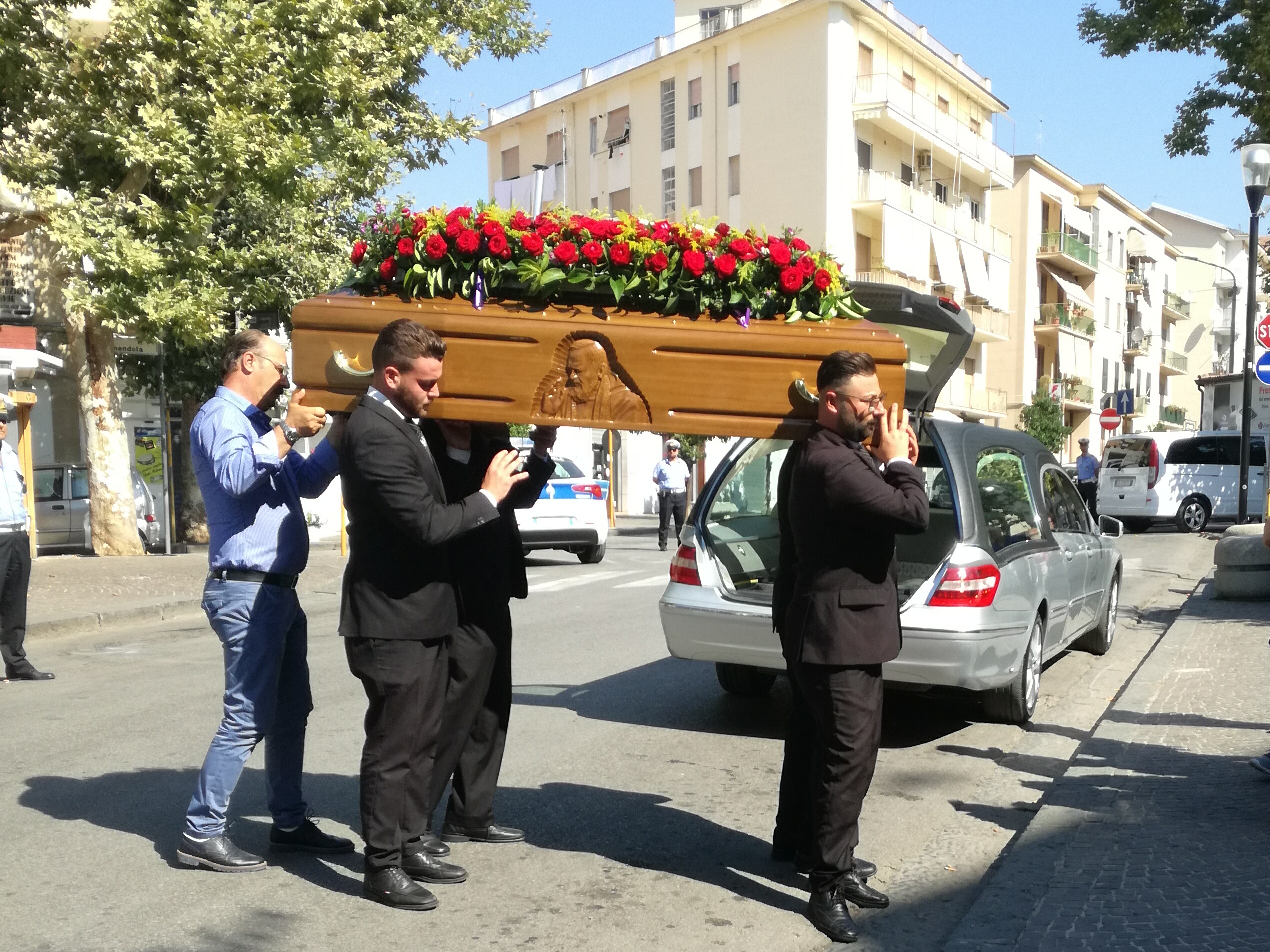 Funerale Mario Vignola