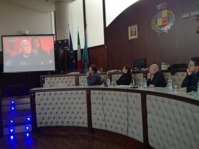 Incontro-confronto-Cecilia,Francese-Claudio Velardi