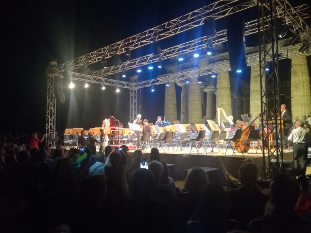 Ezio Bosso-Concerto-Paestum-palco