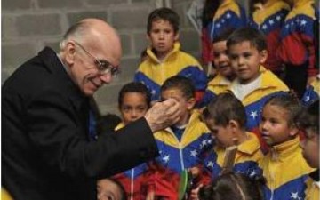 José Antonio Abreu