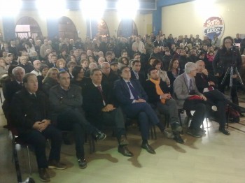 Manifestazione Maggioranza pubblico