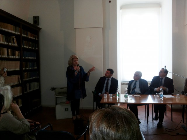 Marina Merola-Intitolazione Sala Antica Biblioteca a Paolo Merola.