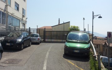 Ospedale-di-Eboli-ingresso-servizio.