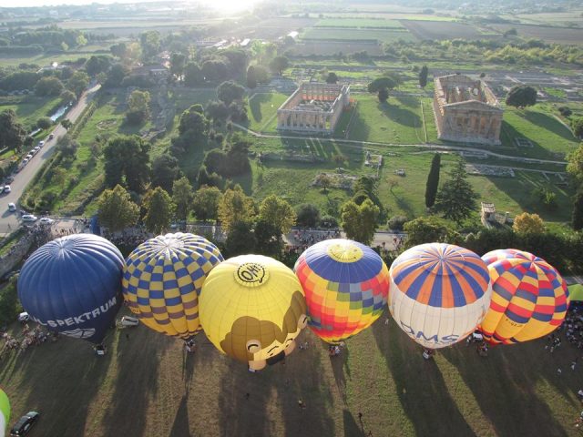 Paestum-Festival delle Mongolfiere