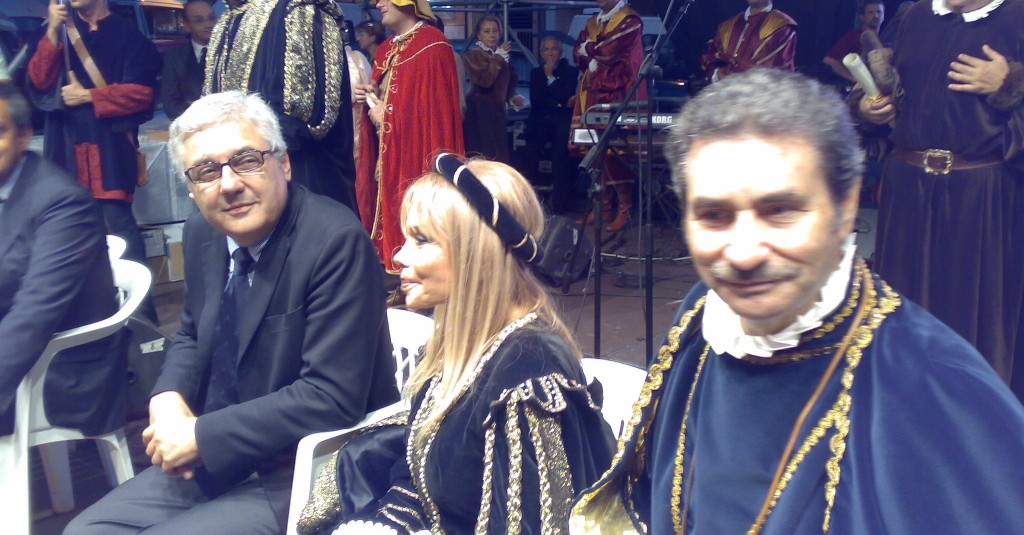 Sindaco Melchionda -La "Principessa" Maria Giovanna Elmi- Presidente Elaion Robero il Guiscardo 