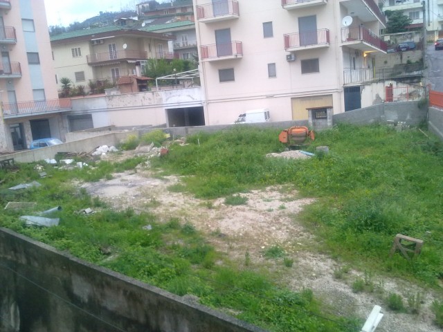 Proprietà-Privata-adiacente-Area-abbattimenti-Pini-