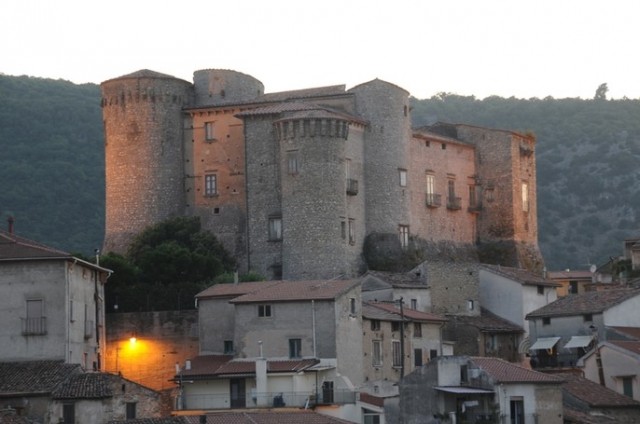 Roccadaspide-Castello-Filomarino