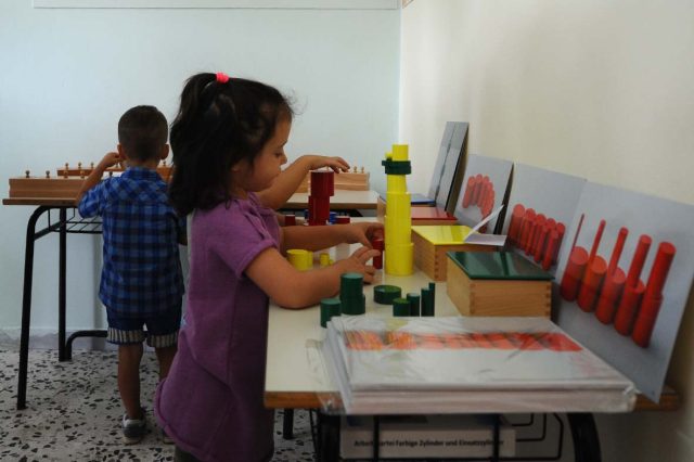 Salerno-Classe-montessori-Vincenzo-Napoli-bimbi