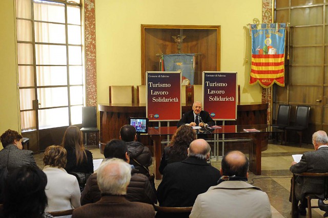 Vincenzo-De-Luca-Conferenza-stampa-fine-anno