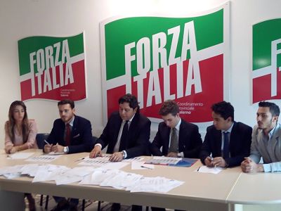 forza italia- conferenza fine anno