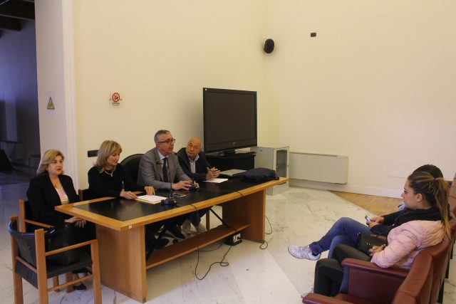 sindaco di maiori Antonio Capone, Lina Sabino, Chiara Gammardella e Michele Faiella durante la conferenza stampa